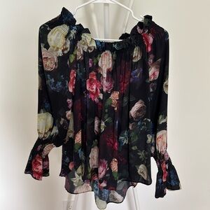 Off shoulder floral blouse - size S